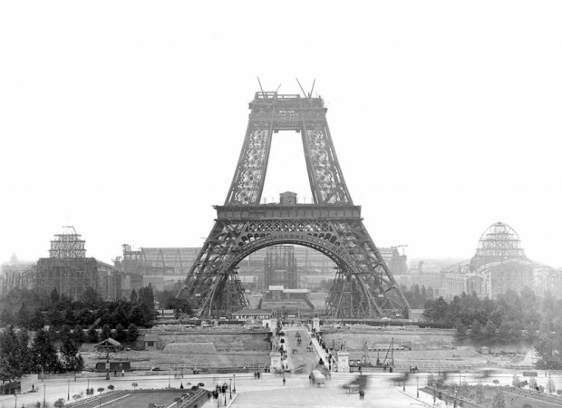 برج ایفل پاریس 1388 میلادی