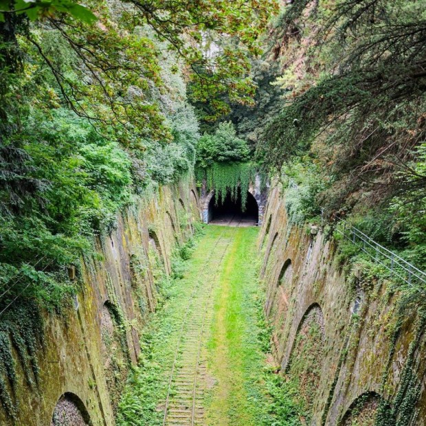 تونل راه آهن فراموش شده در پاریس، فرانسه