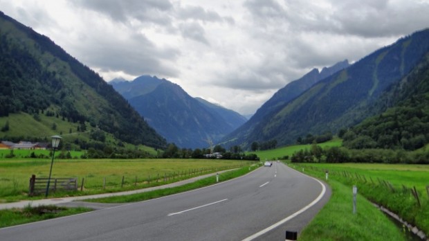جاده ای در اتریش