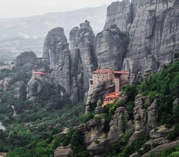 خیره کننده ترین شهرهای صخره ای، متورا، یونان