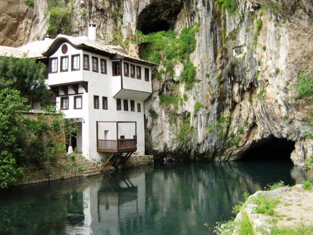 خانه در نزدیکی آب، بوسنی و هرزگوین