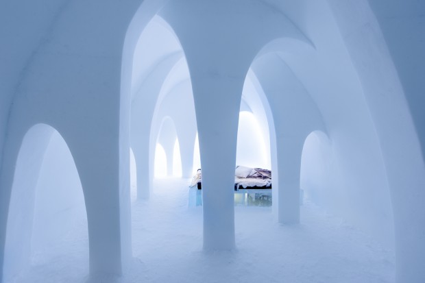 هتل یخی سوئد