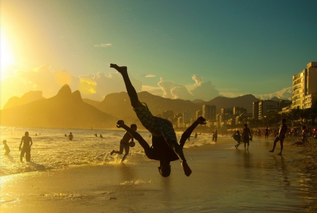 غروب آفتاب در ریو دو ژانیرو، برزیل