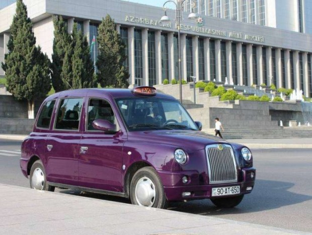 تاکسی لندن، باکو، آذربایجان