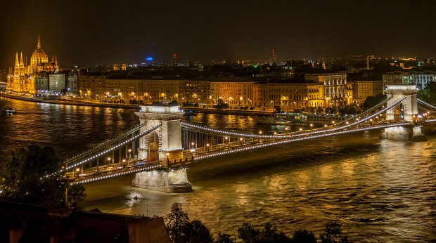 پل زنجیر، بوداپست