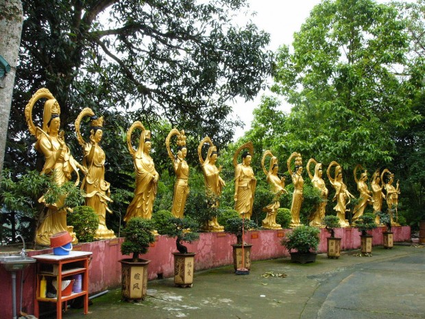 معبد ده هزار بودا