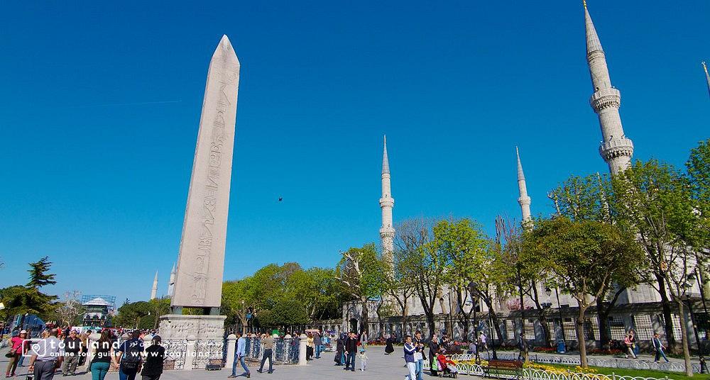 میدان اسب دوانی استانبول، هیپودروم